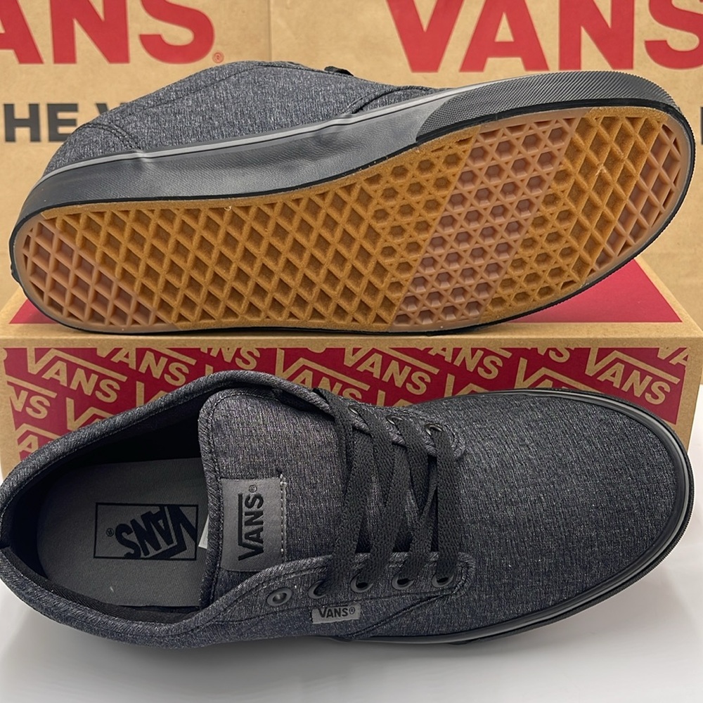 Vans Men’s Low-Top Sneakers Canvas Upper Atwood
(Varsity Textile) Black/Pewter - Picture 4 of 16